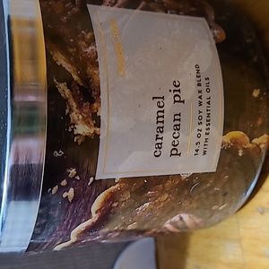 Goose Creek Caramel Pecan Pie